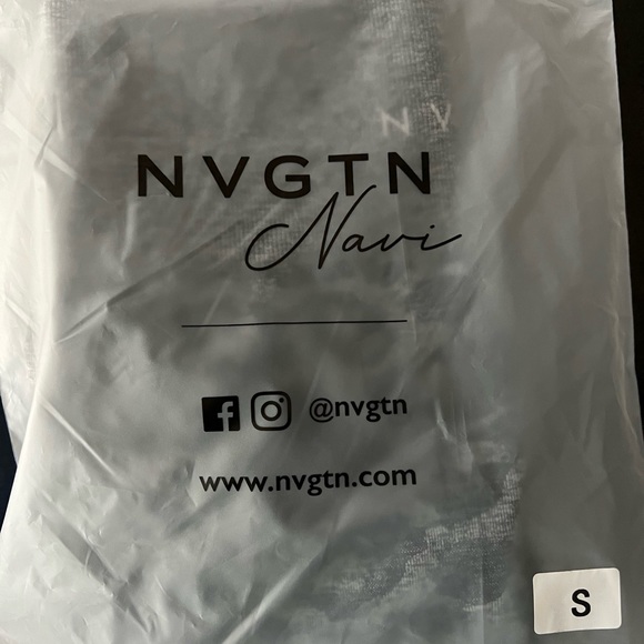 NVGTN seamless leapord leggings size small. BRAND NEW - Picture 2 of 3